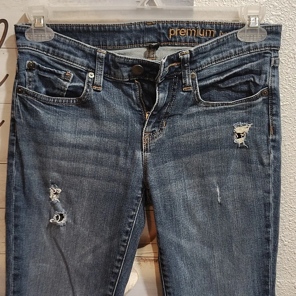 GAP Women's Premium Distressed Blue Skinny Jeans, Ladies Size 2/26, Distressed - Picture 4 of 9